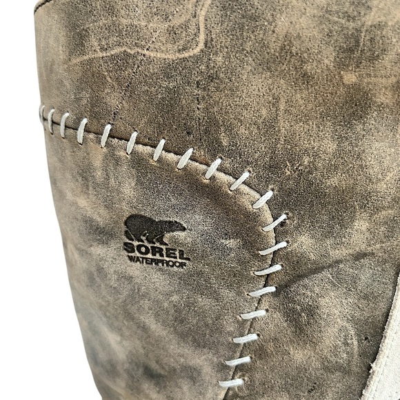 Sorel Cate the Great Lace-Up Boots, Size 8 - Picture 4 of 7